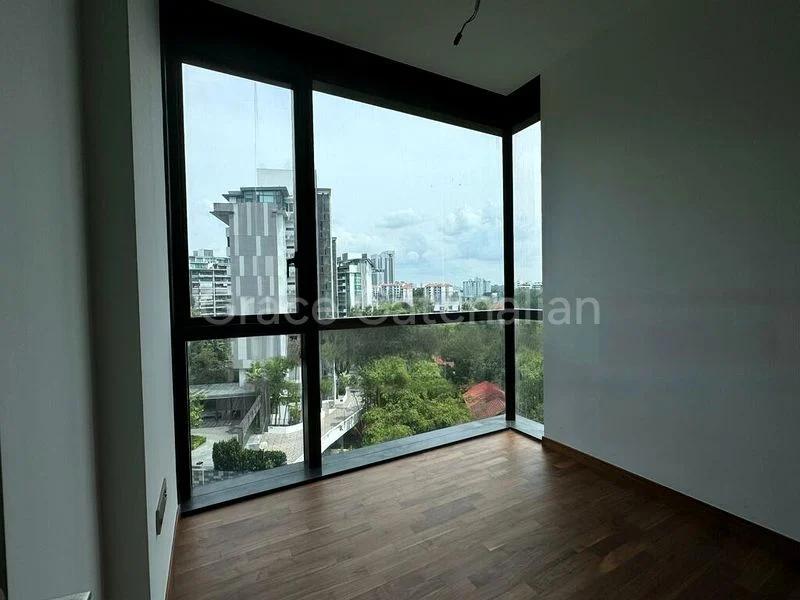 3 Bed Condo for Sale in  Hyll on Holland - Image 3